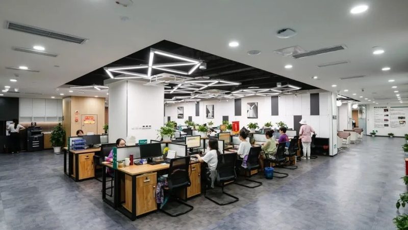 心理因素也是导致叉车实操考试不合格的重要原因。以下是一些心理因素：
